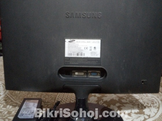 Samsung LCD 19